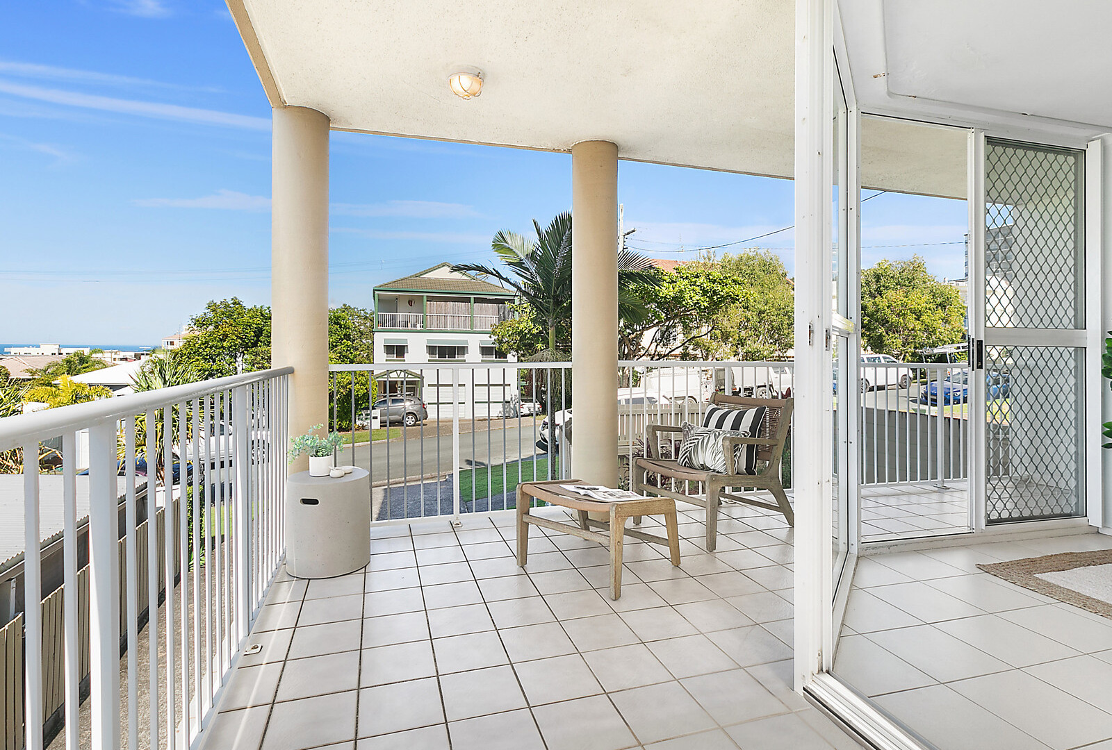 1/25 Saltair Street, Kings Beach QLD 4551 - photo 8