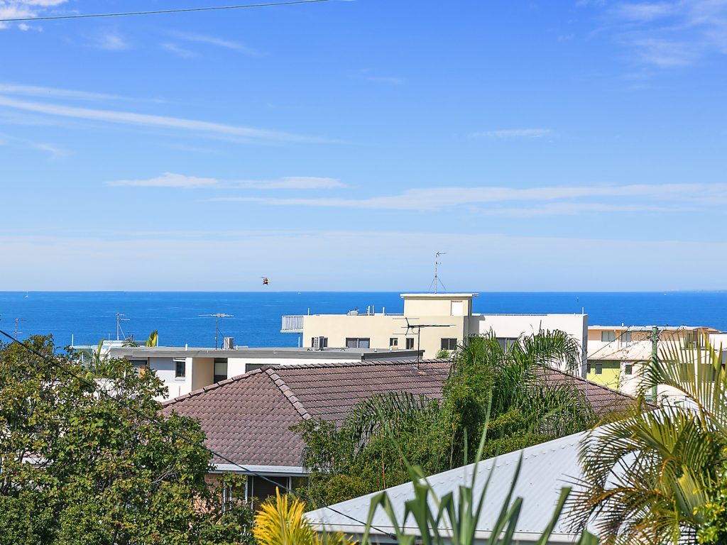 1/25 Saltair Street, Kings Beach QLD 4551 - photo 9