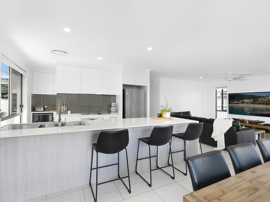 25 Meredith Crescent, Baringa QLD 4551 - photo 3