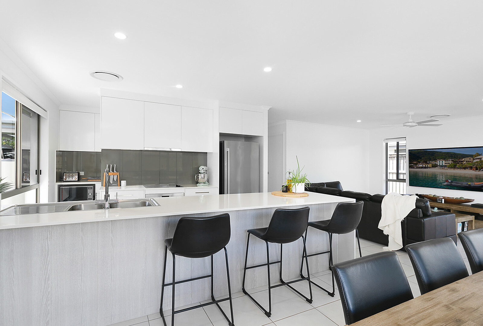 25 Meredith Crescent, Baringa QLD 4551 - photo 3