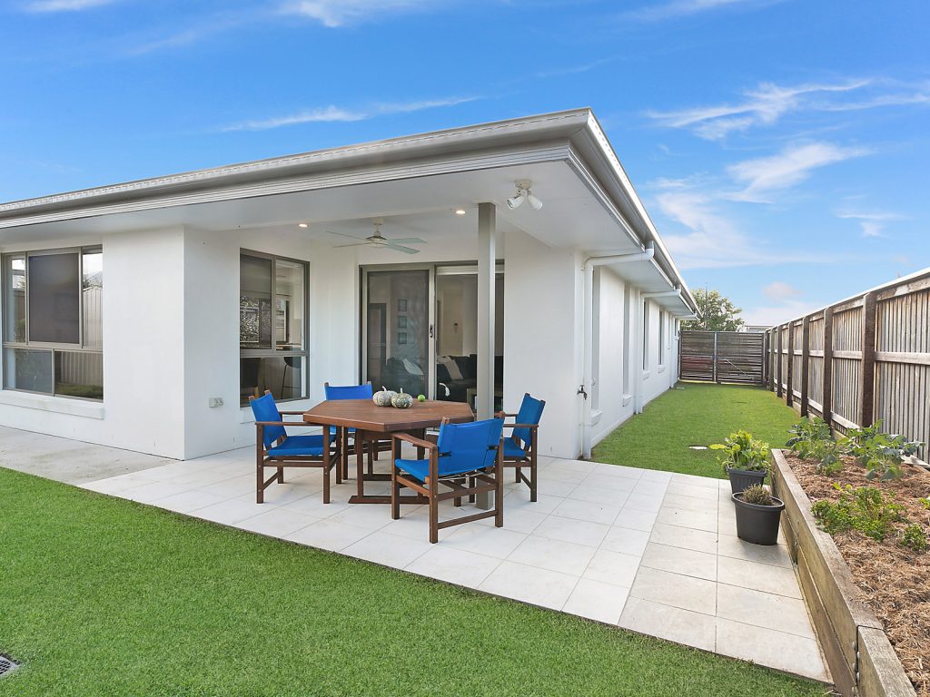 25 Meredith Crescent, Baringa QLD 4551 - photo 6