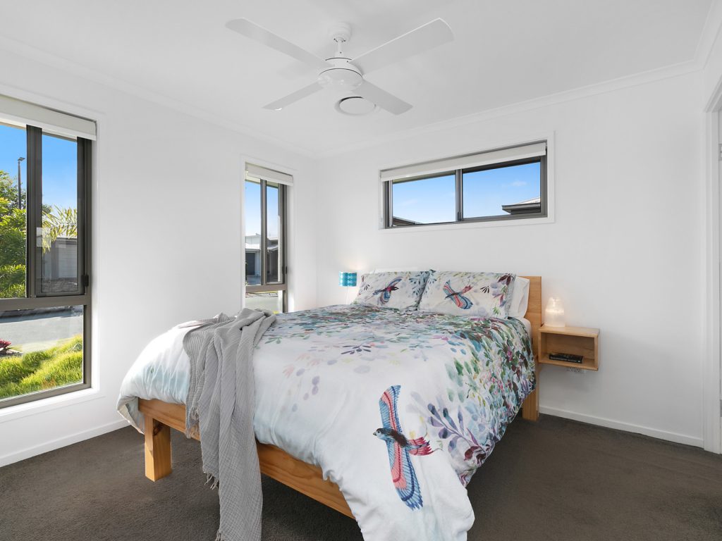 25 Meredith Crescent, Baringa QLD 4551 - photo 8