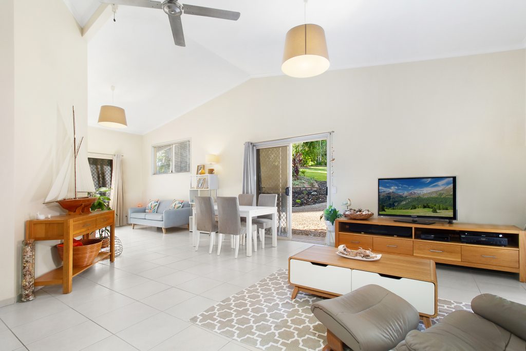22 Amigh Road, Landsborough QLD 4550 - photo 11