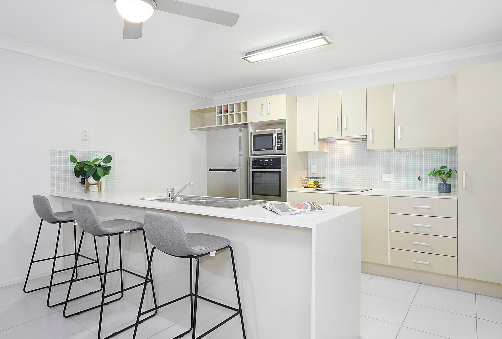 1/39 Liekefett Way, Little Mountain QLD 4551 - photo 2