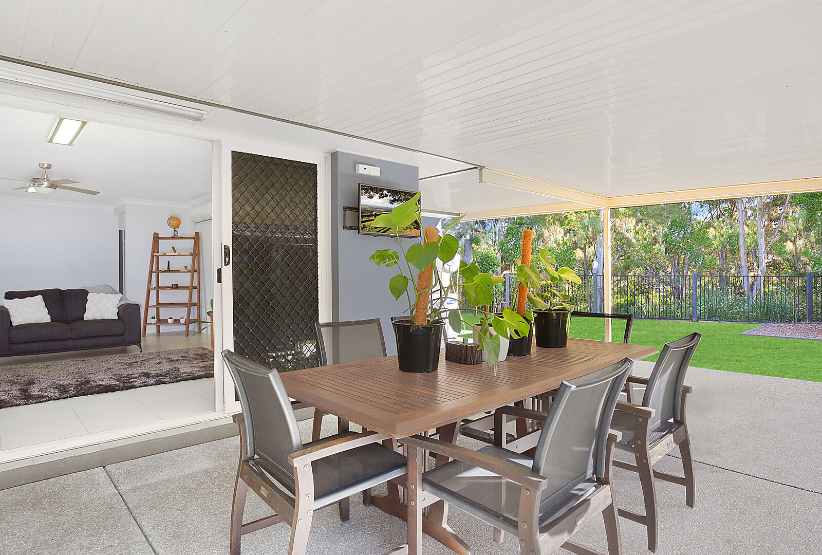 1/39 Liekefett Way, Little Mountain QLD 4551 - photo 8