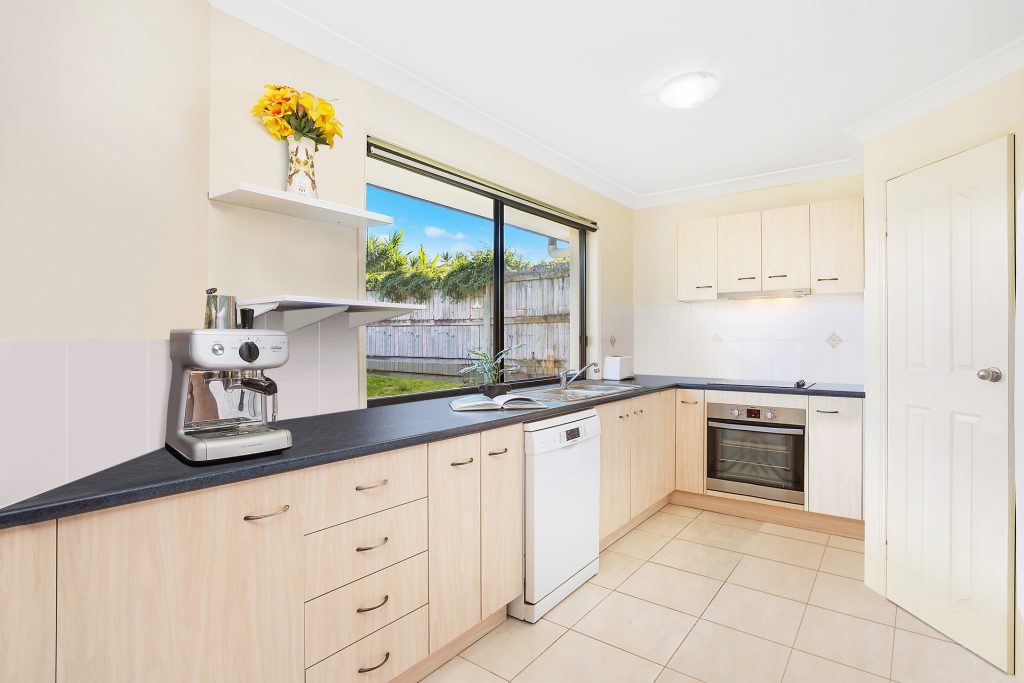 14 Flinders Avenue, Beerwah QLD 4519 - photo 3