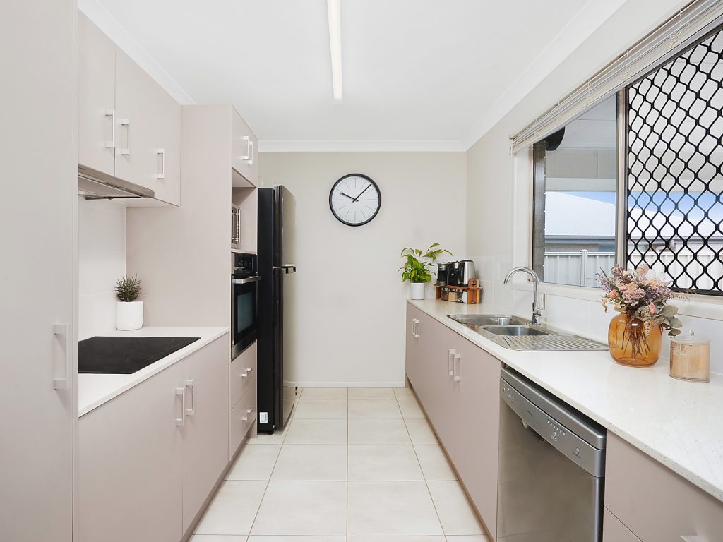 49 Poole Road, Glass House Mountains QLD 4518 - photo 5