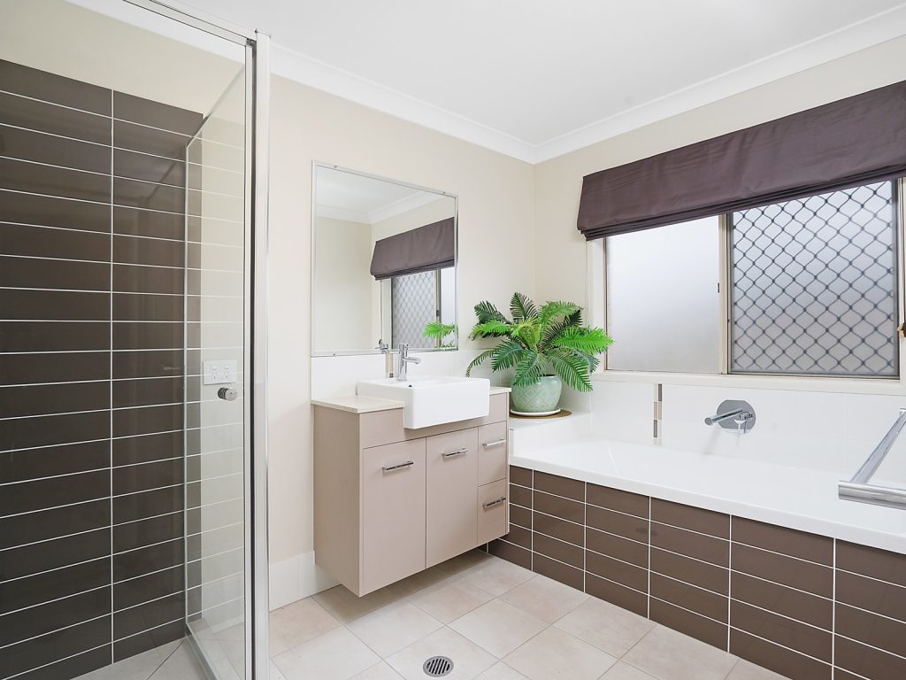 49 Poole Road, Glass House Mountains QLD 4518 - photo 7