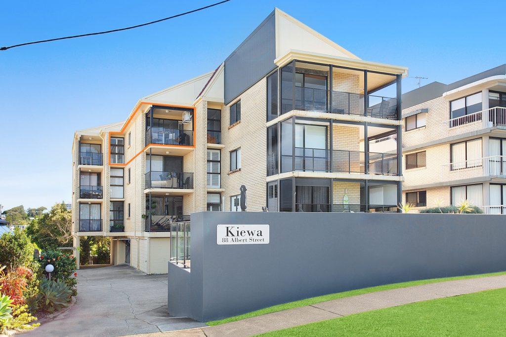 8/88 Albert Street, Kings Beach QLD 4551 - photo 12