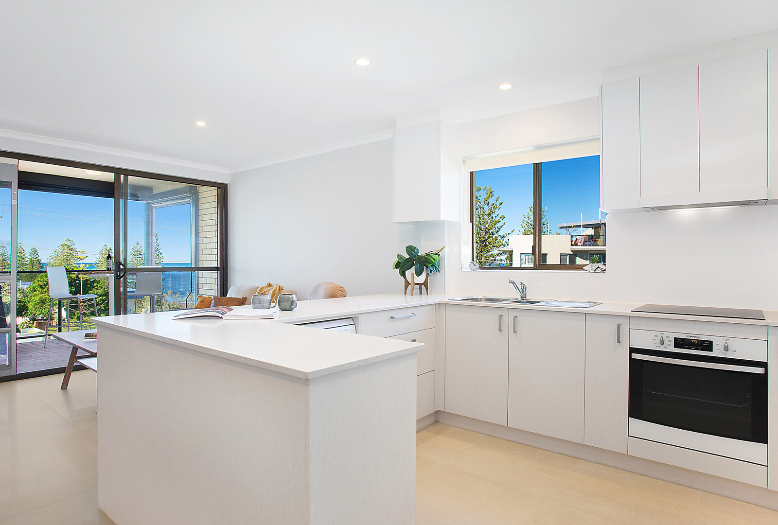 8/88 Albert Street, Kings Beach QLD 4551 - photo 3