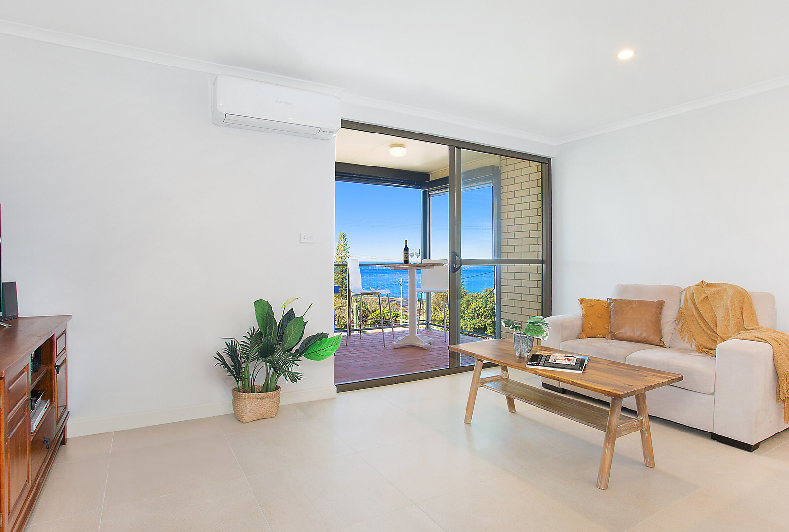 8/88 Albert Street, Kings Beach QLD 4551 - photo 5