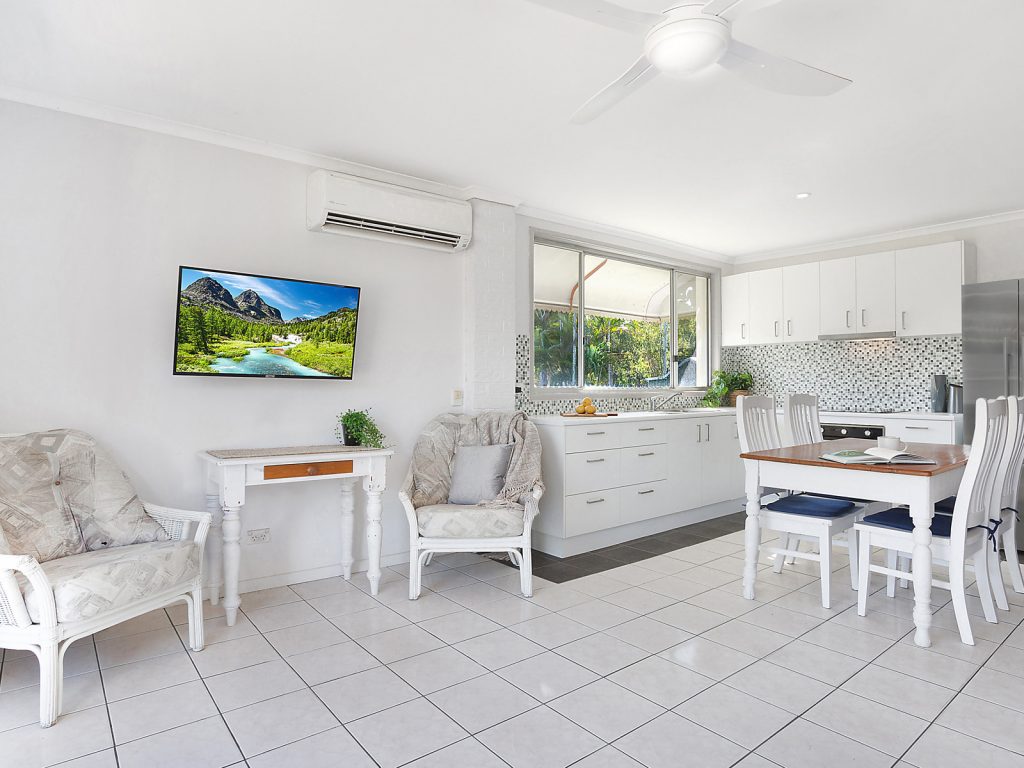 69 Gympie Street North, Landsborough QLD 4550 - photo 14