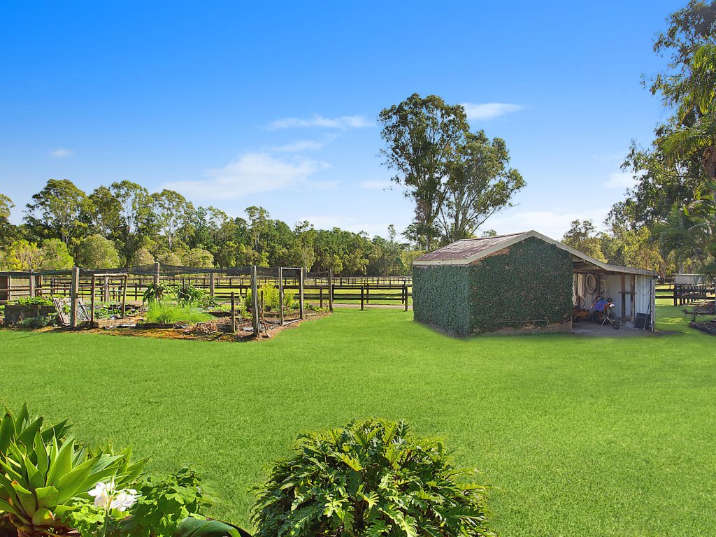 69 Gympie Street North, Landsborough QLD 4550 - photo 5