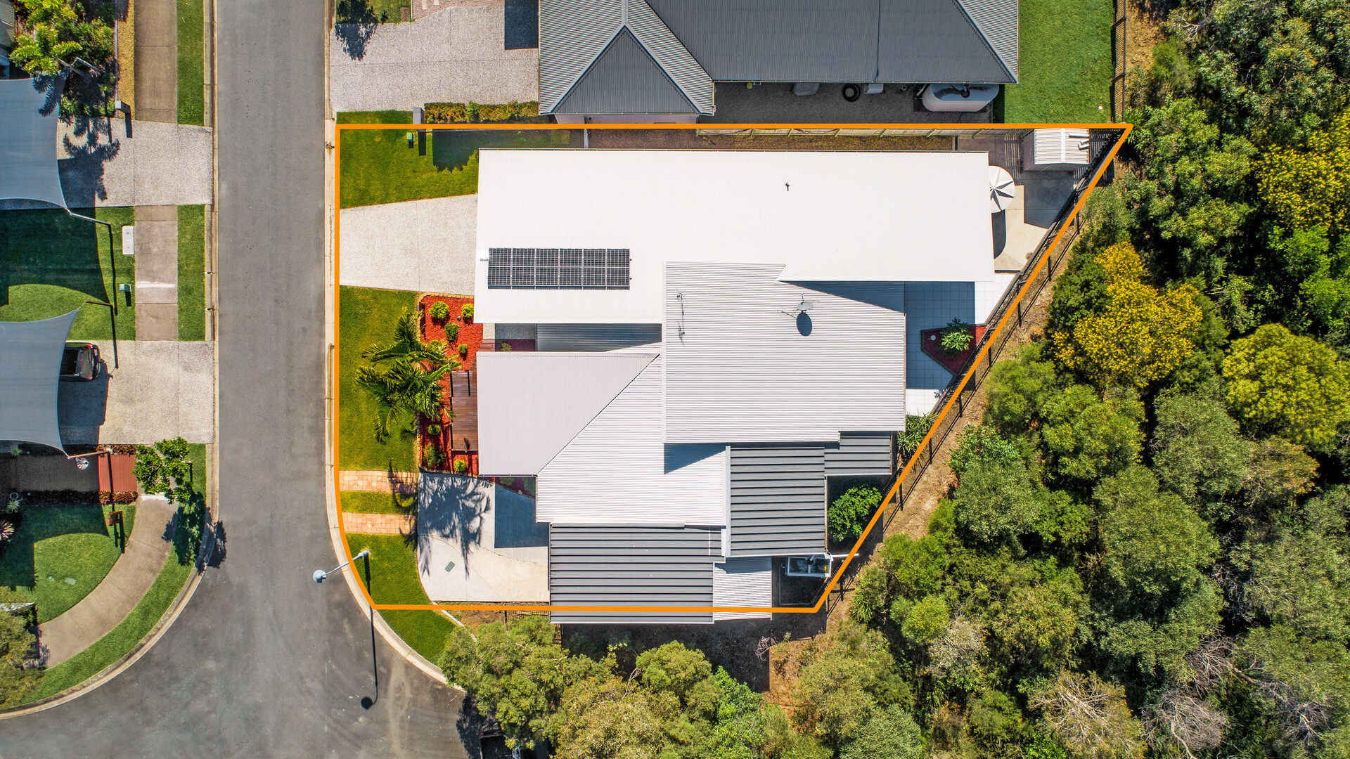 9 Bimberri Court, Caloundra West QLD 4551 - photo 6