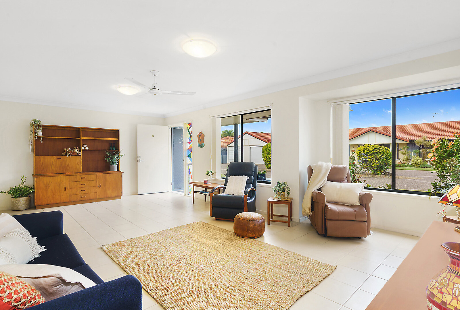 3/8 Sandpiper Court, Sandstone Point QLD 4511 - photo 2