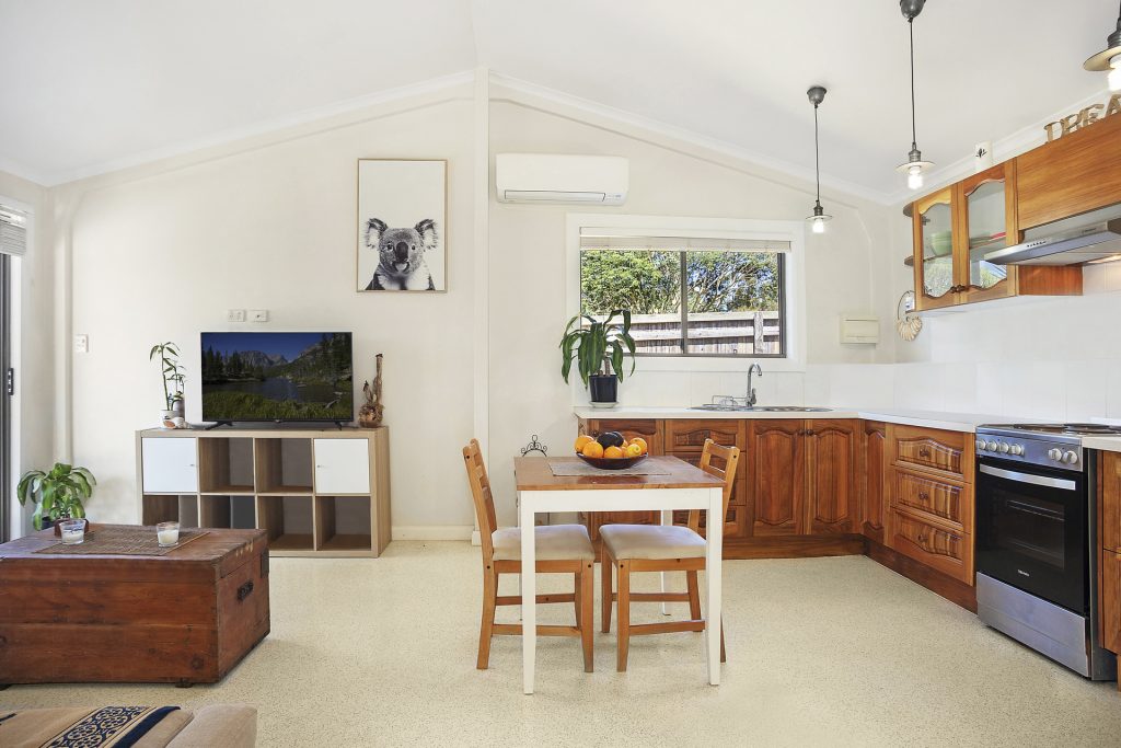 11 Pinelands Drive, Beerwah QLD 4519 - photo 15