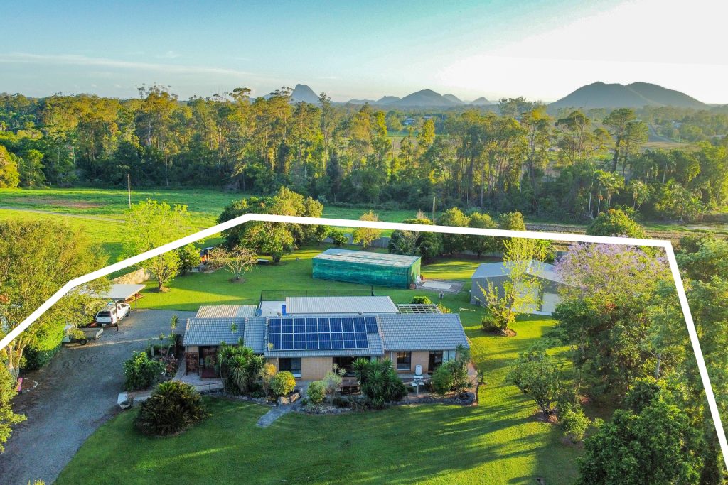 11 Pinelands Drive, Beerwah QLD 4519 - photo 19