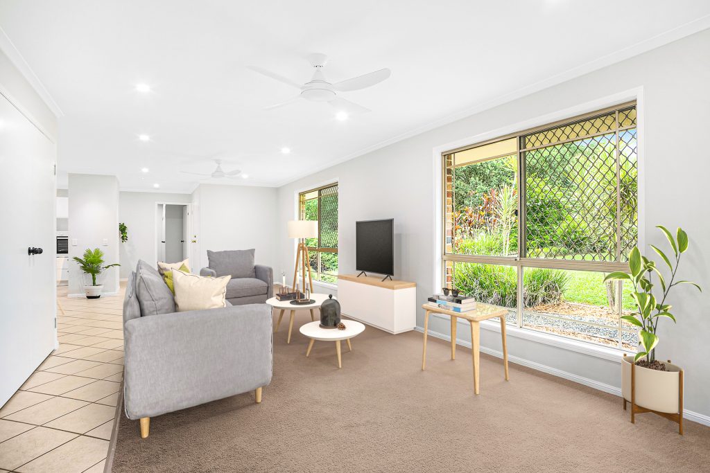 4 Allan Avenue, Glass House Mountains QLD 4518 - photo 3