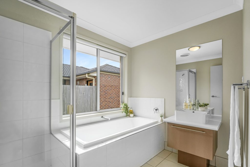 7 Staaten Street, Burpengary QLD 4505 - photo 3