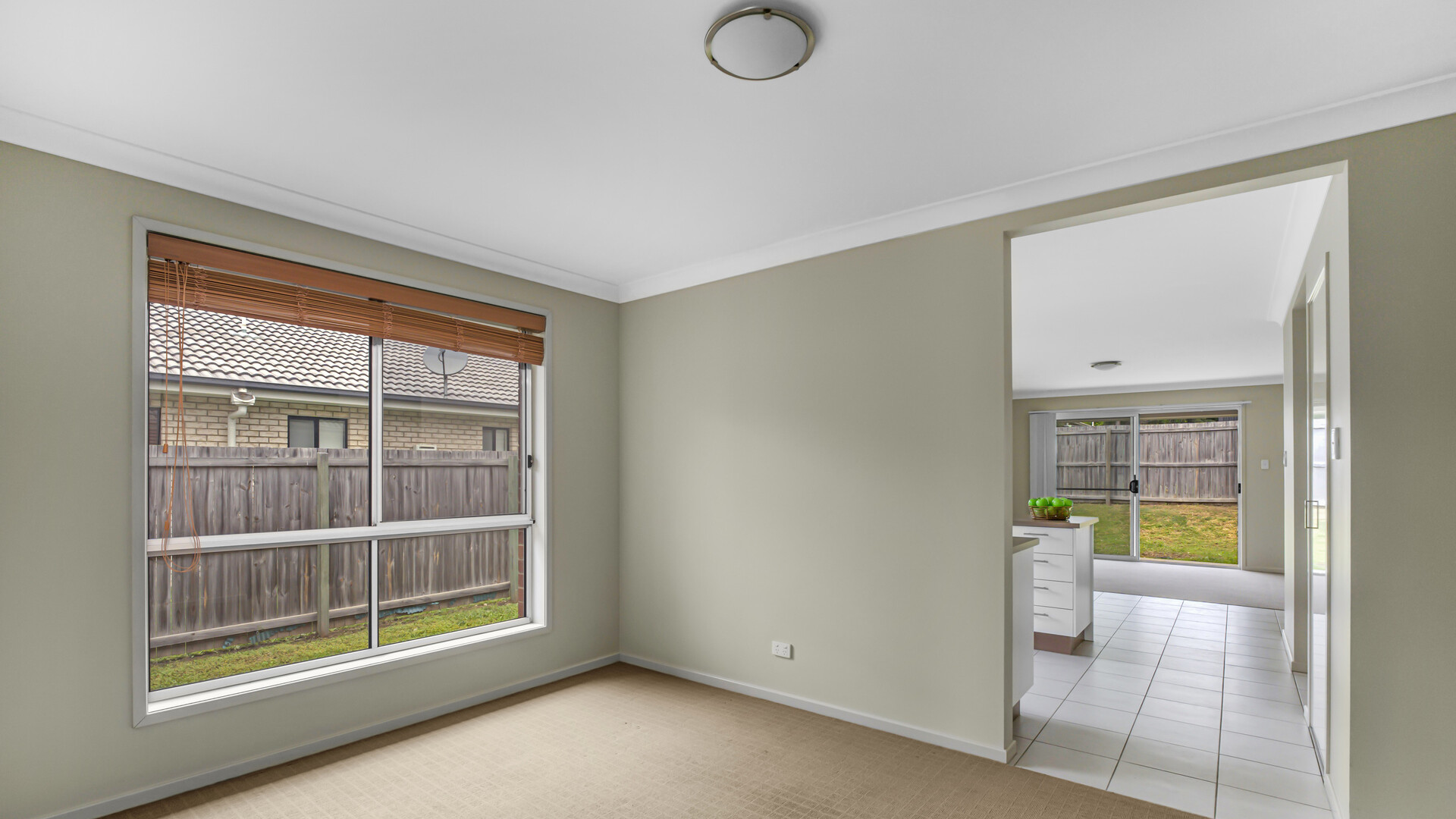 7 Staaten Street, Burpengary QLD 4505 - photo 5