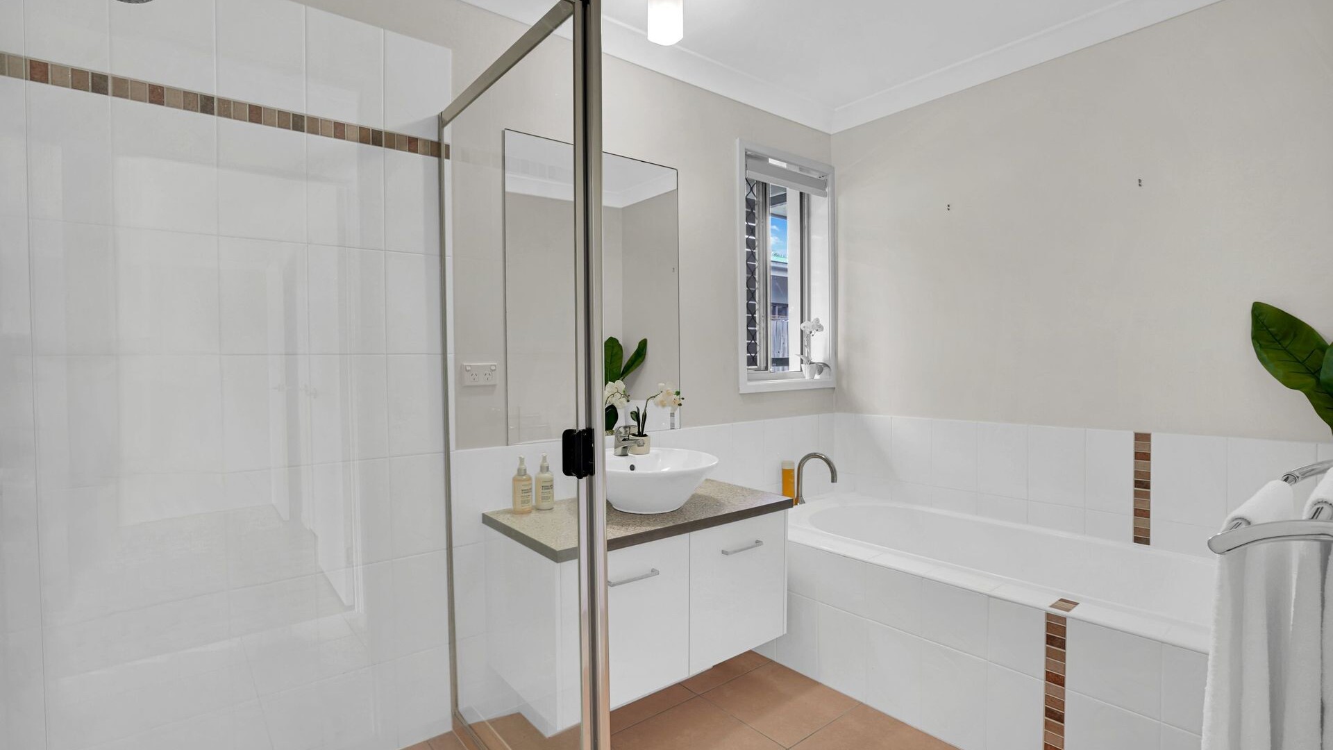 73 Kurrajong Crescent, Meridan Plains QLD 4551 - photo 12