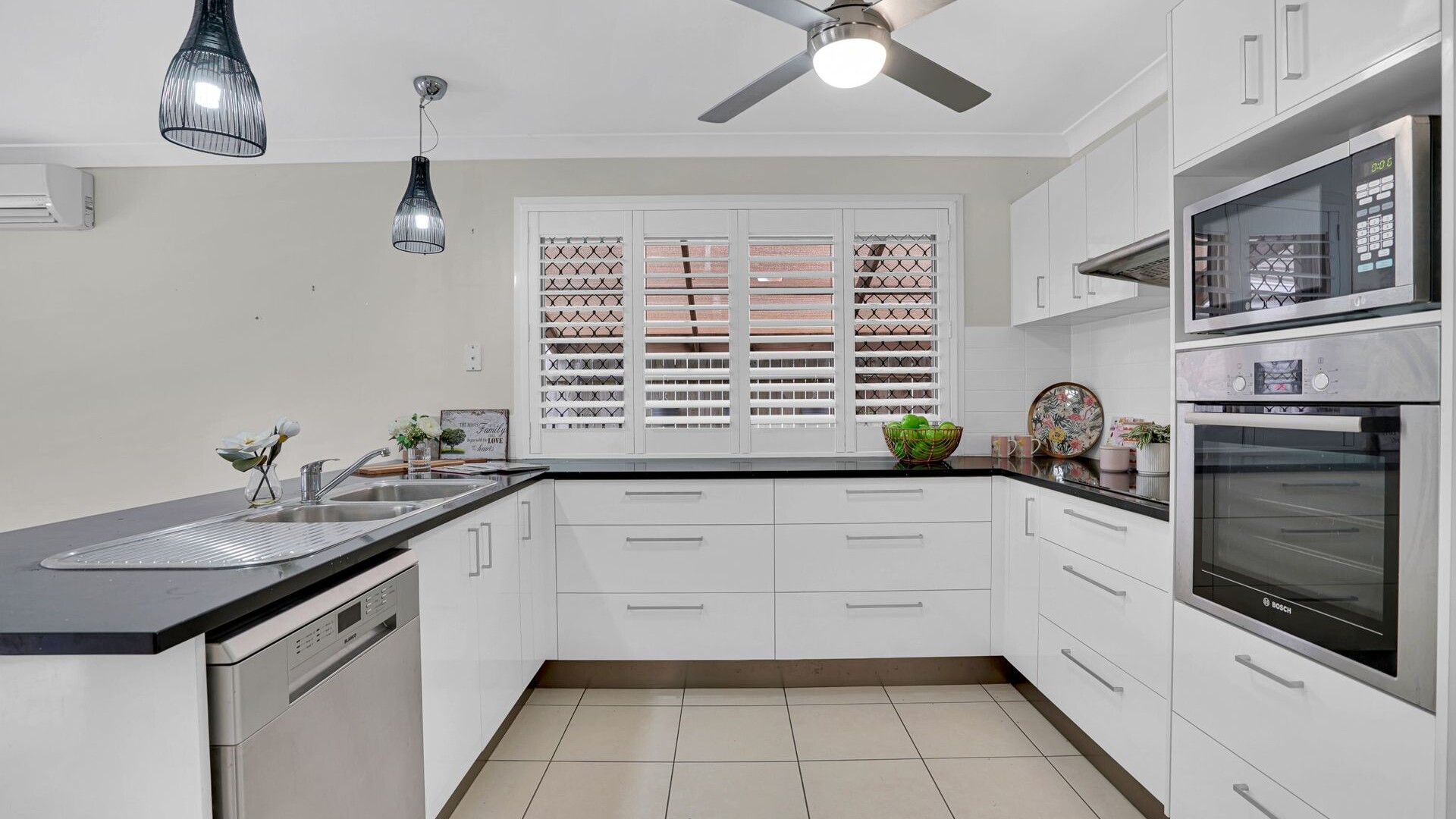 73 Kurrajong Crescent, Meridan Plains QLD 4551 - photo 4
