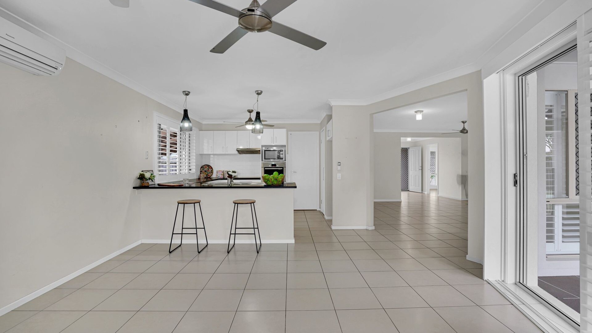 73 Kurrajong Crescent, Meridan Plains QLD 4551 - photo 5