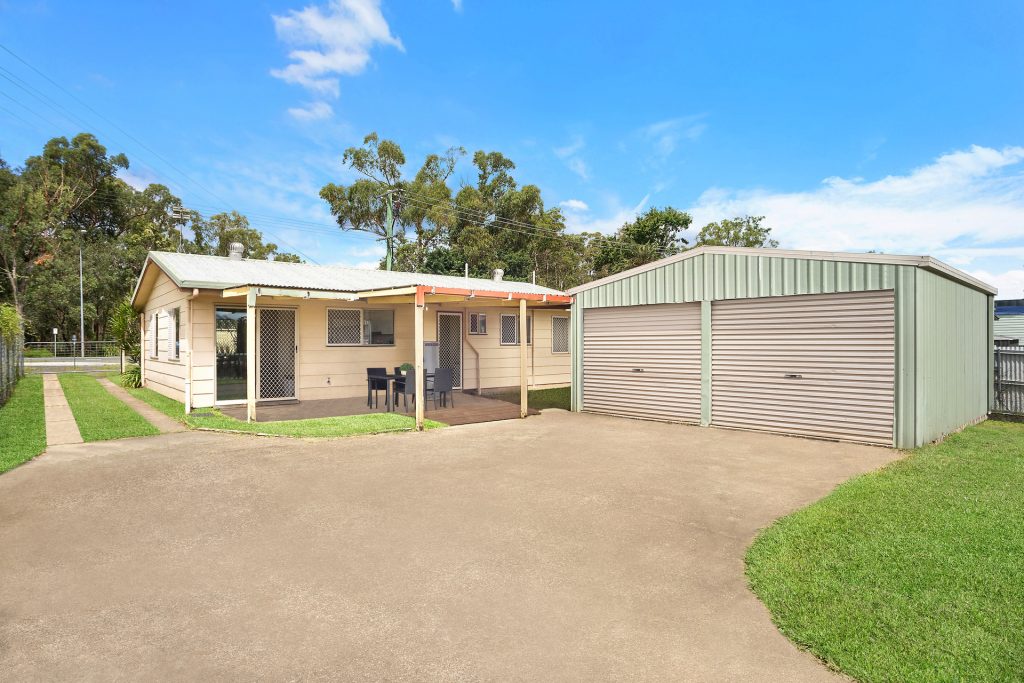 69 Caloundra Street, Landsborough QLD 4550 - photo 9