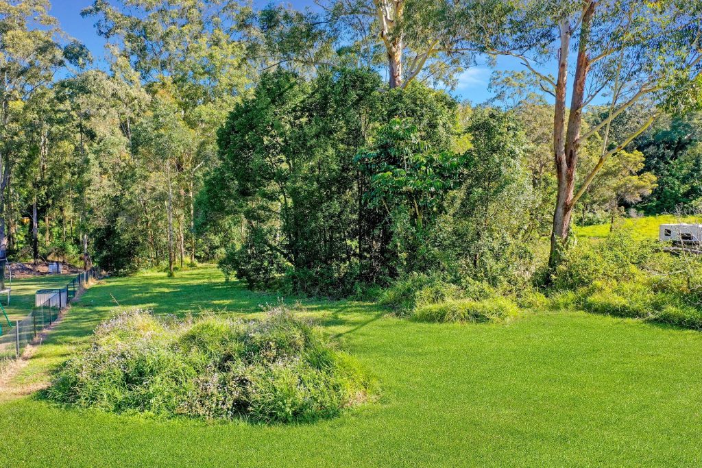 20 Coochin Street, Peachester QLD 4519 - photo 5