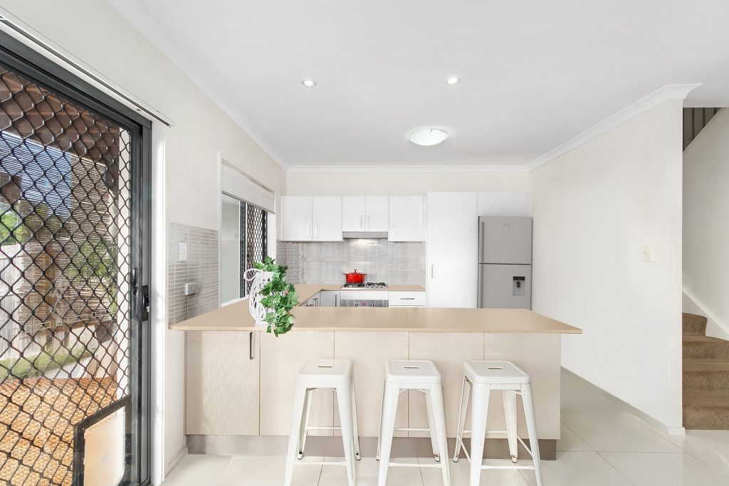 6/2 Photinia Crescent, Mountain Creek QLD 4557 - photo 4