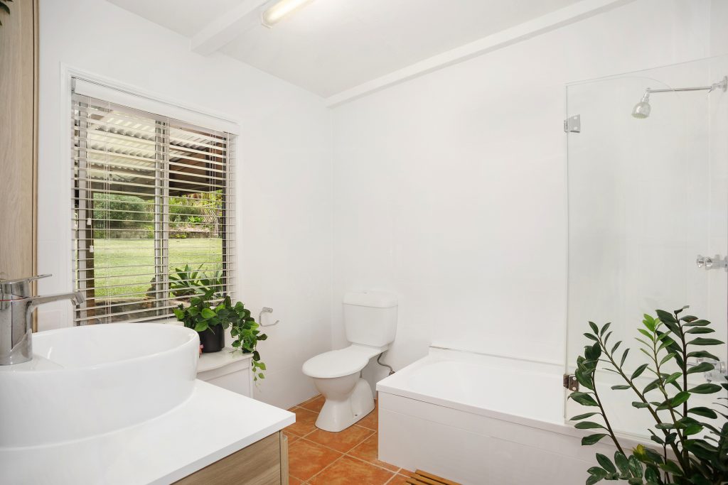49 Lindeman Road, Beerwah QLD 4519 - photo 9