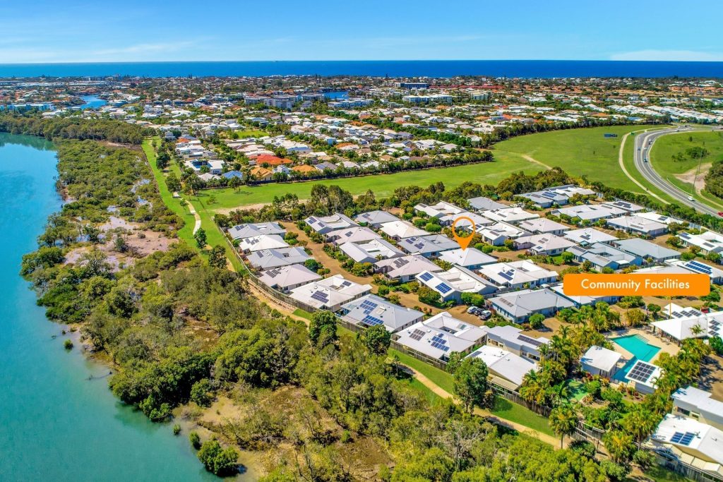 59/239 Kawana Way, Kawana Island QLD 4575 - photo 2