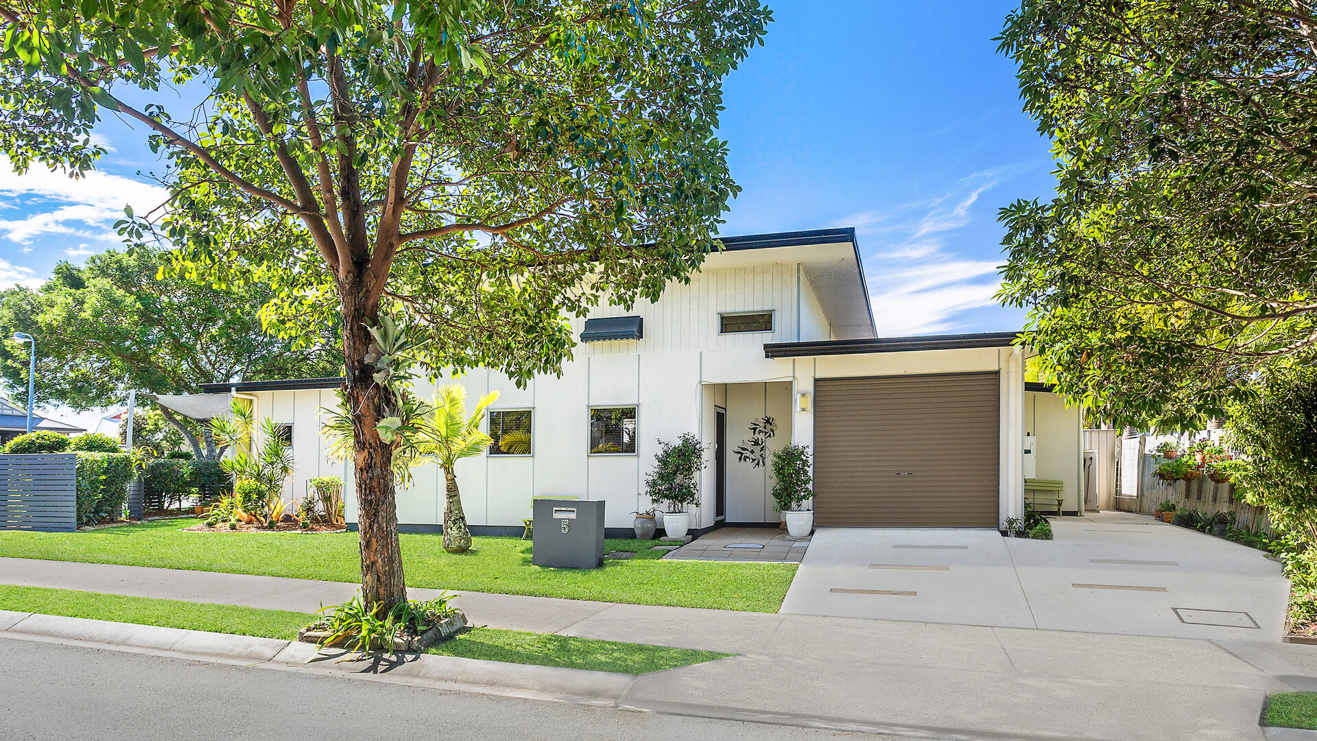 5 Cadagi Street, Meridan Plains QLD 4551 - photo 3