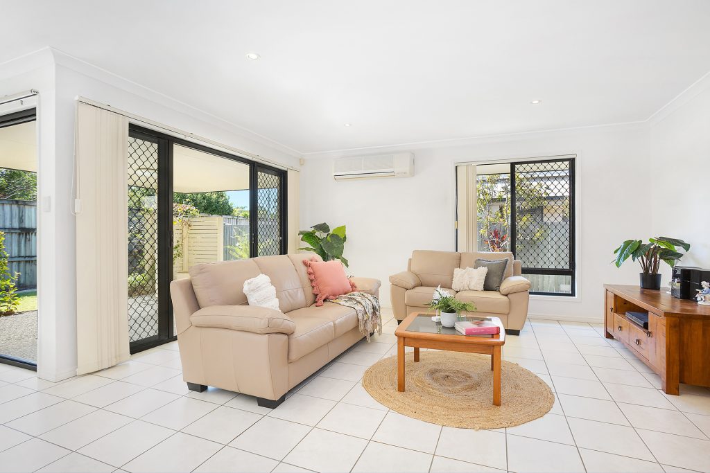 55 Oakdale Circuit, Currimundi QLD 4551 - photo 4