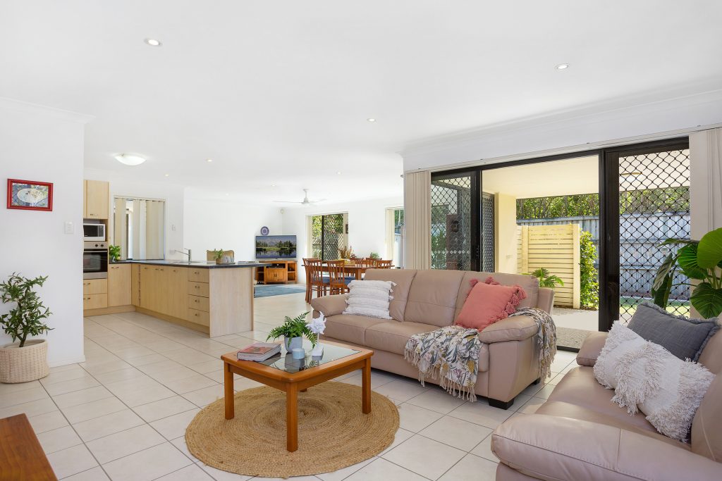 55 Oakdale Circuit, Currimundi QLD 4551 - photo 5