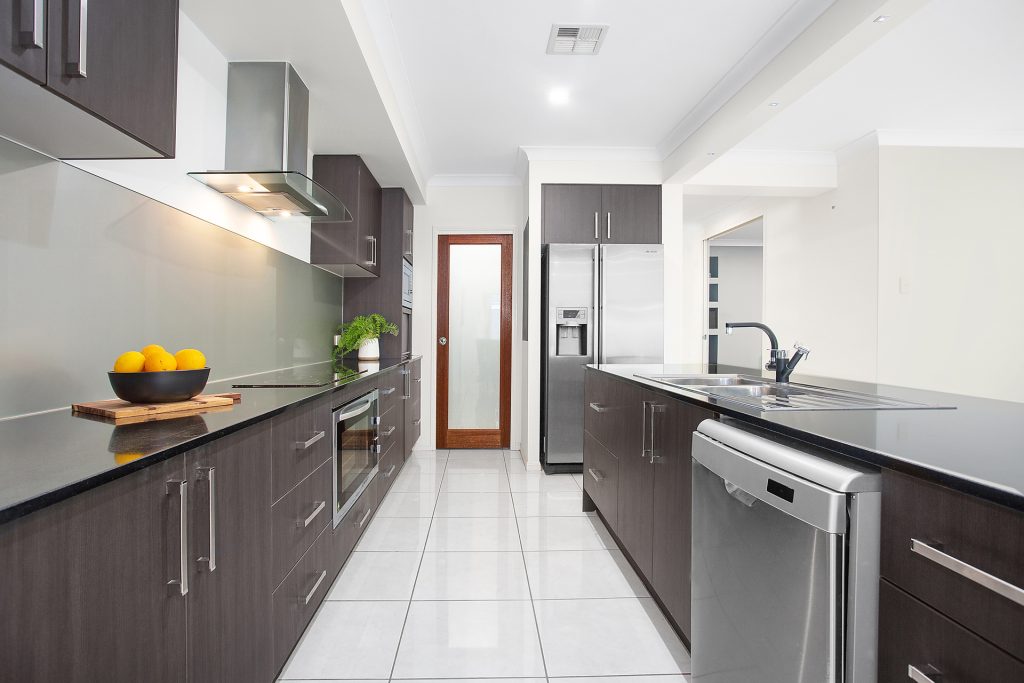 27 Otto Nothling Place, Beerwah QLD 4519 - photo 3