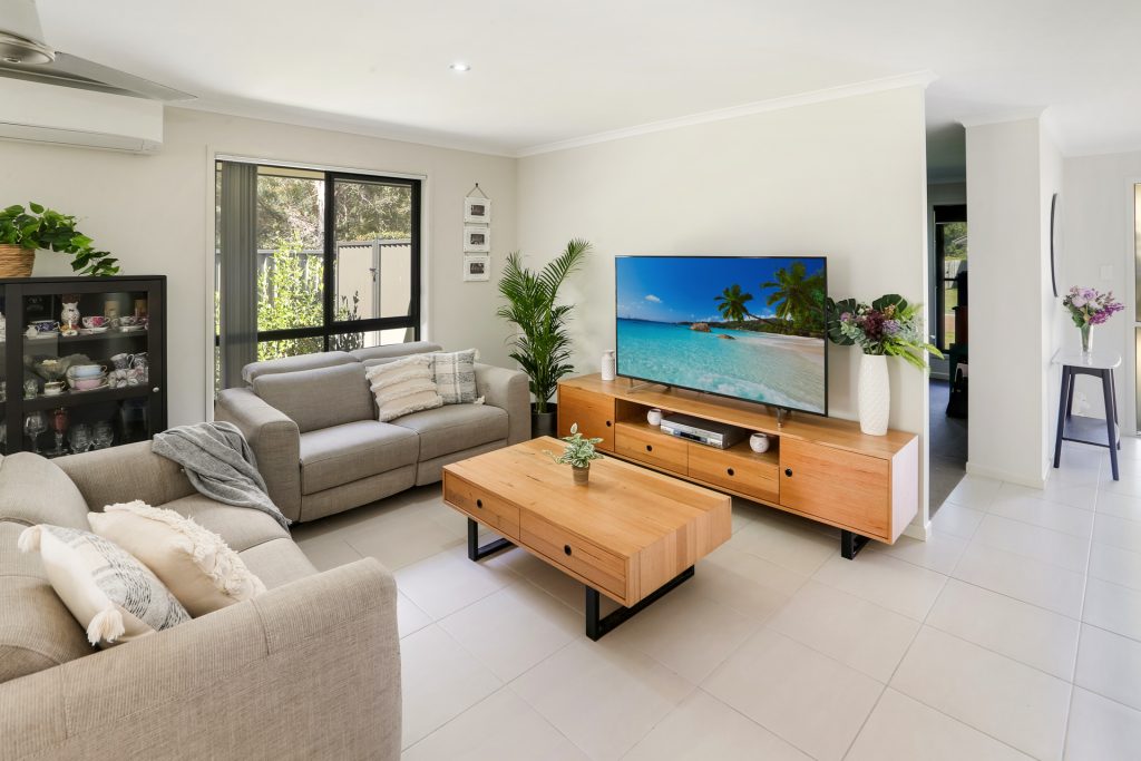 2 Fairy Wren Court, Beerwah QLD 4519 - photo 5