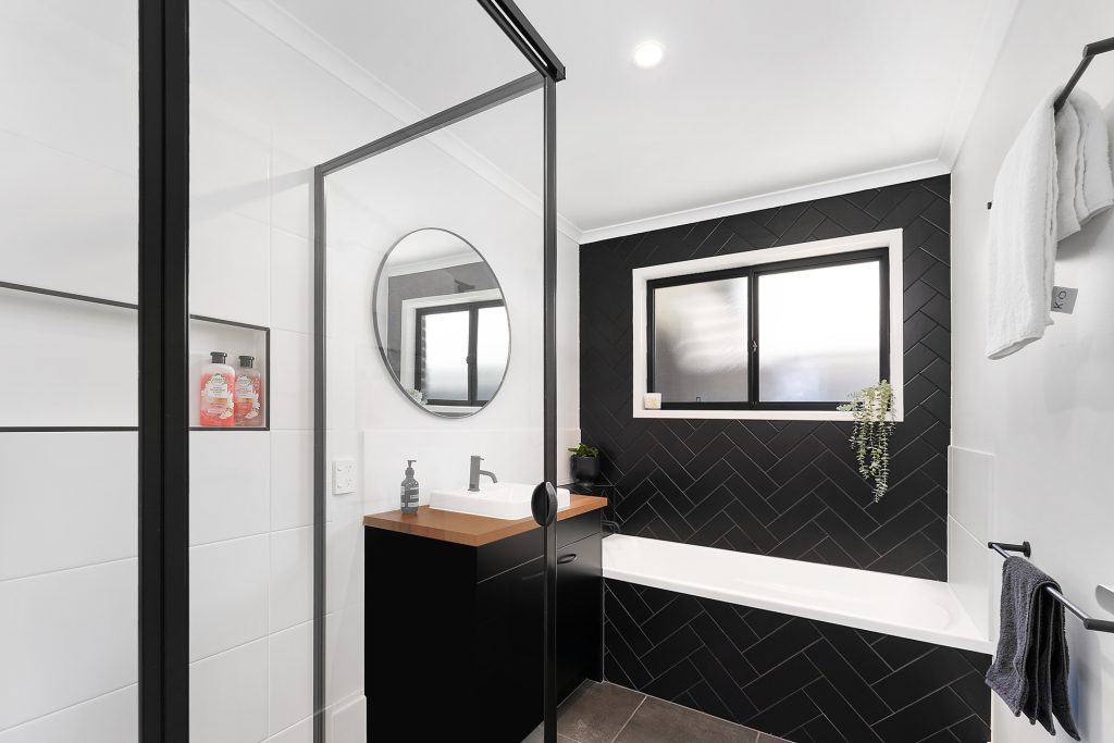 Sold - 33 Paul Crescent - New Property in Nirimba - Real Estate by Phil Hermans