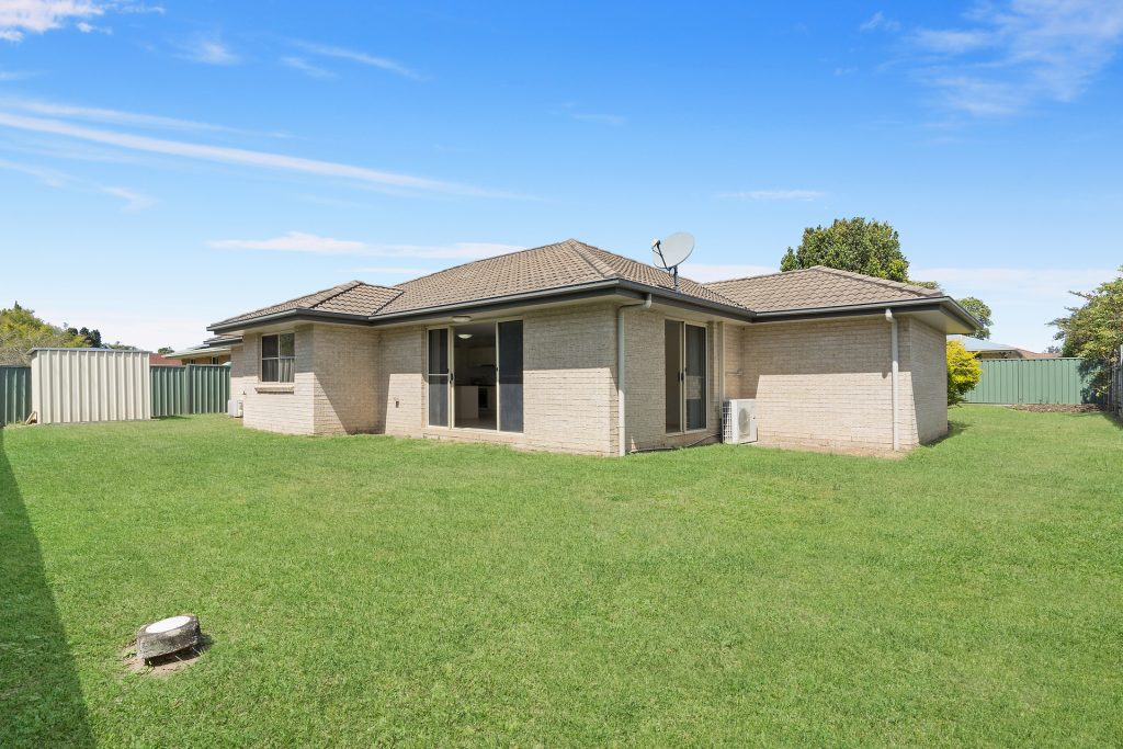 5 Candle Crescent, Caboolture QLD 4510 - photo 5