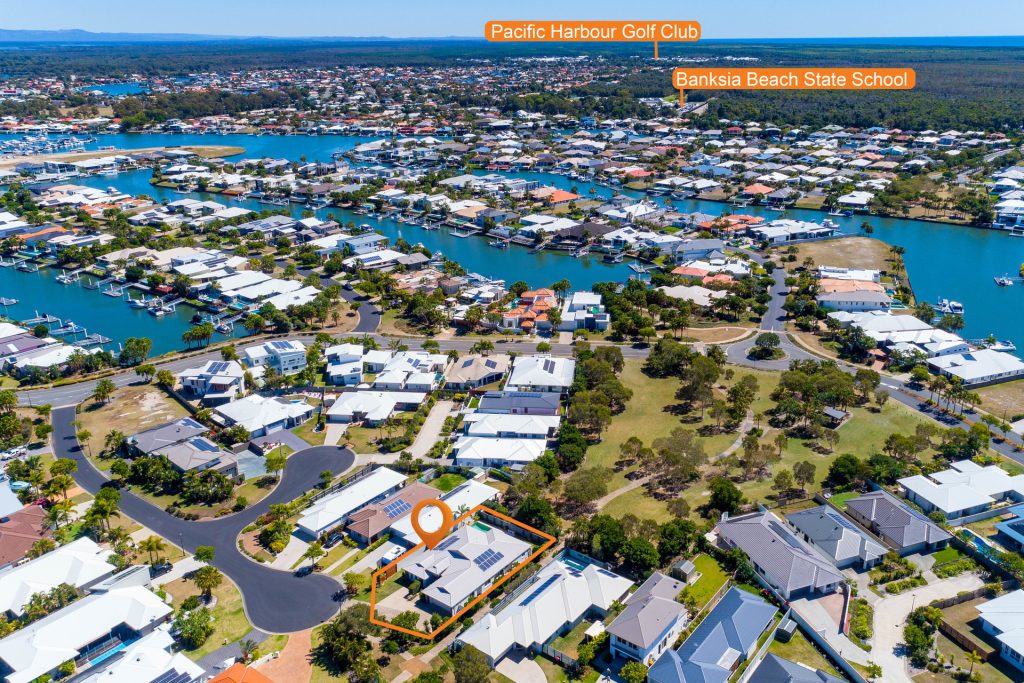 25 Whitehaven Place, Banksia Beach QLD 4507 - photo 15