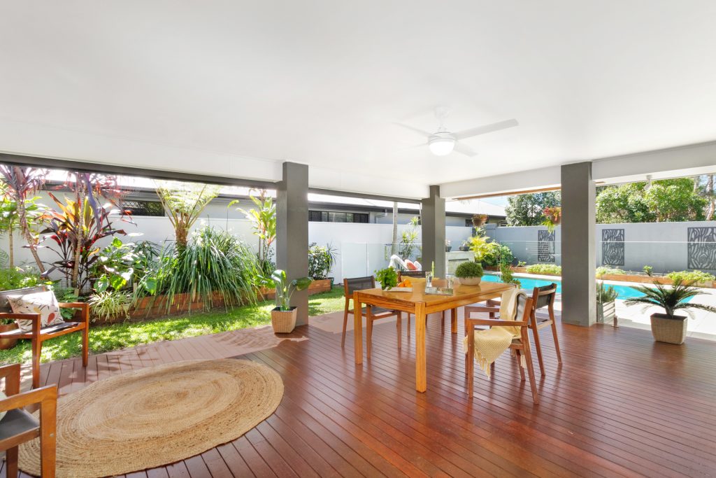 25 Whitehaven Place, Banksia Beach QLD 4507 - photo 6