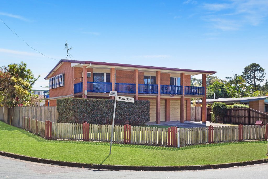 27 Plover Parade, Caloundra QLD 4551 - photo 2