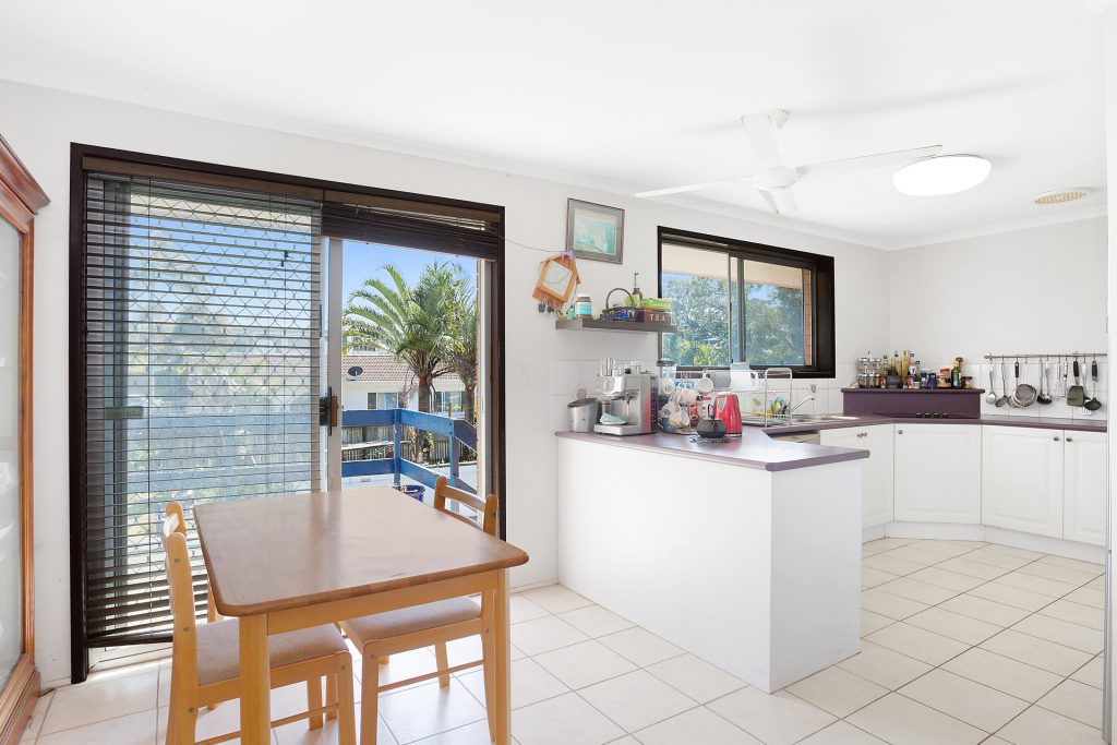 27 Plover Parade, Caloundra QLD 4551 - photo 4