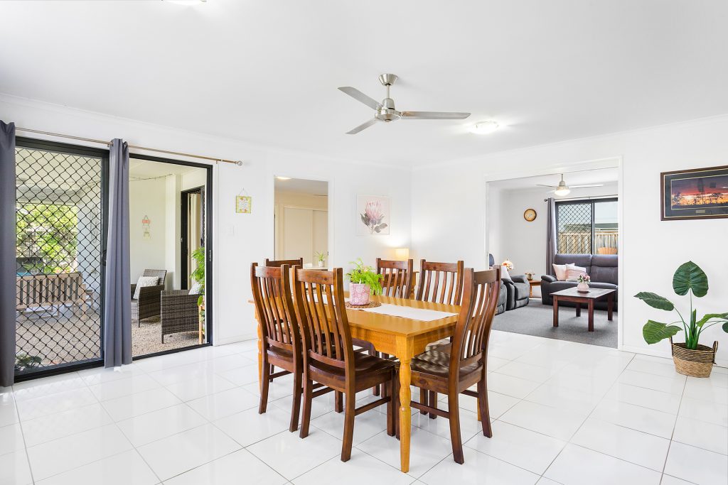 13 Lapwing Circuit, Beerwah QLD 4519 - photo 4