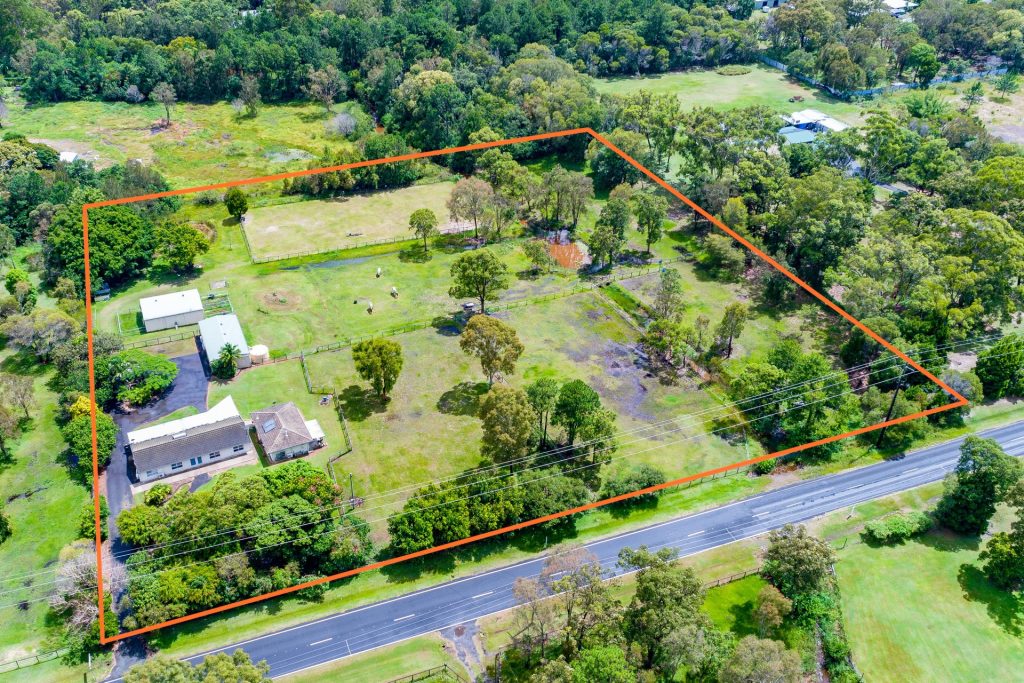 22 Mynott Road, Beachmere QLD 4510 - photo 13