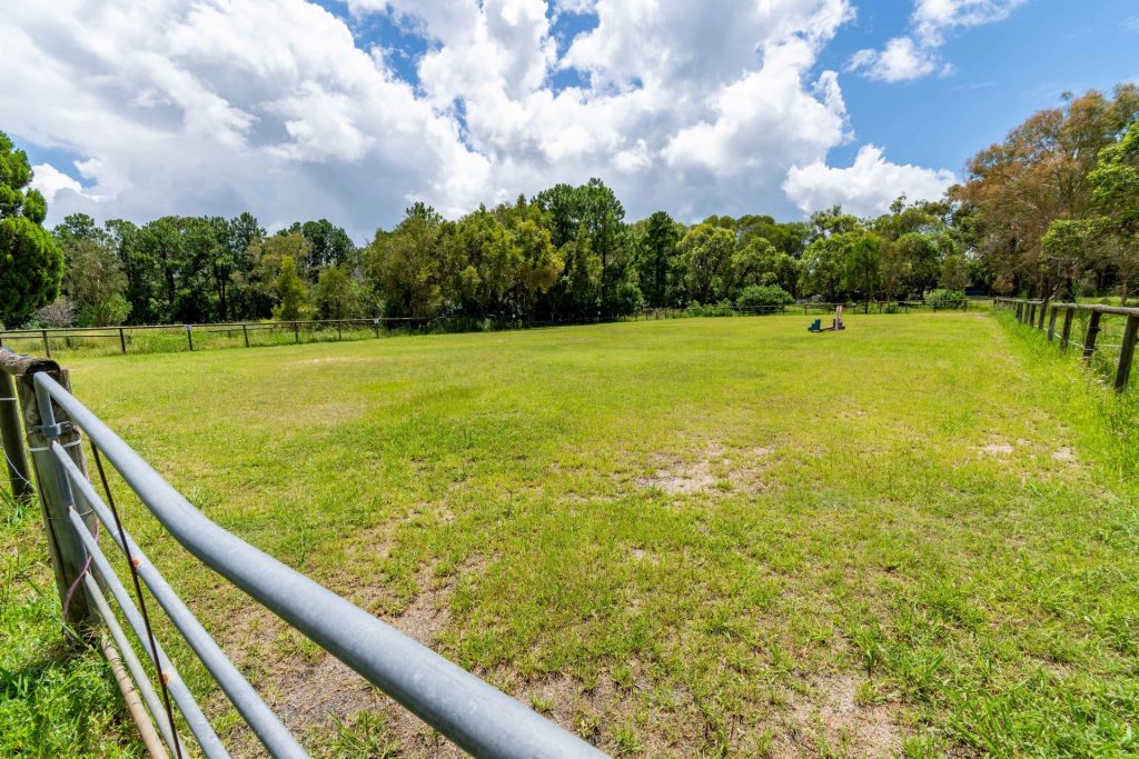 22 Mynott Road, Beachmere QLD 4510 - photo 7