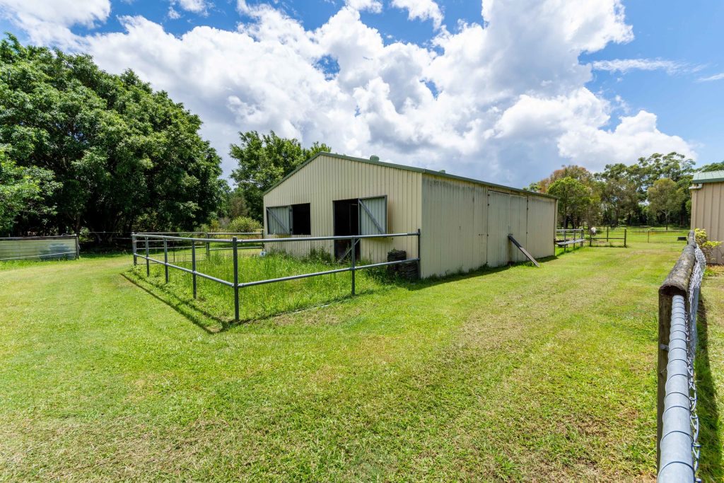 22 Mynott Road, Beachmere QLD 4510 - photo 8