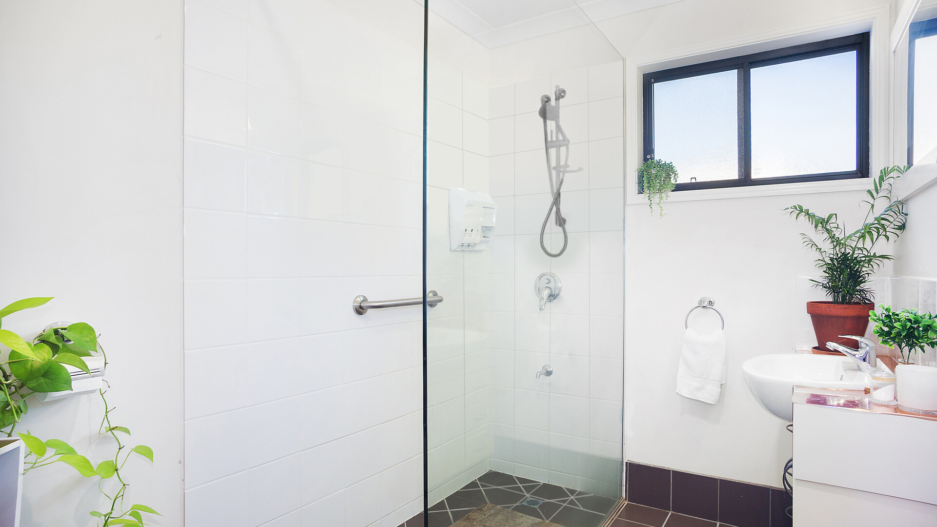 11/466 Steve Irwin Way, Beerburrum QLD 4517 - photo 3