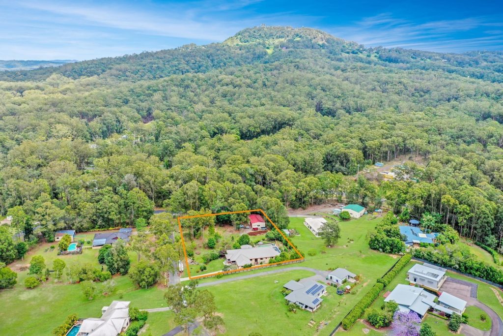 1 Avilka Place, Beerwah QLD 4519 - photo 15