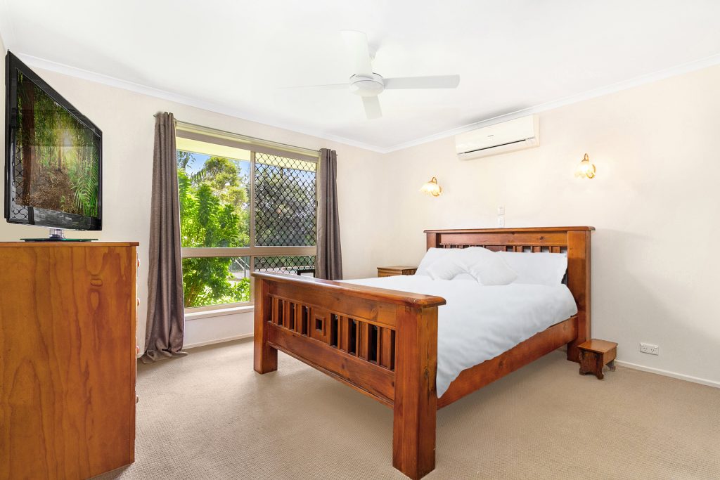 36 Mountain Vista Drive, Glass House Mountains QLD 4518 - photo 8